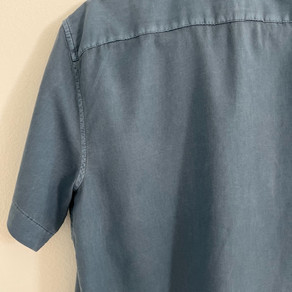 Banana Republic Light Blue Casual Button Down Shirt - Picture 10 of 12